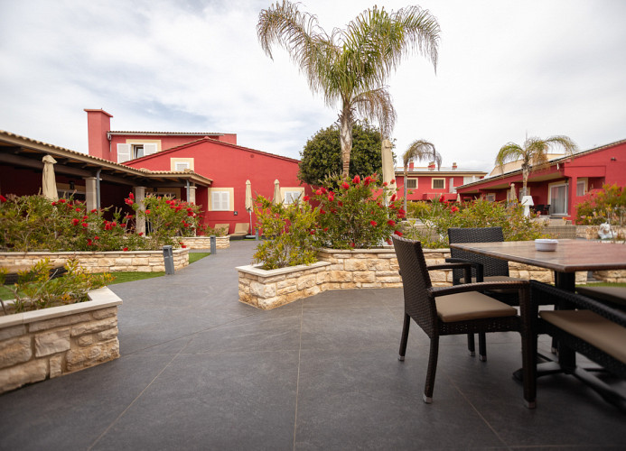 Paradise Bungalow Suite