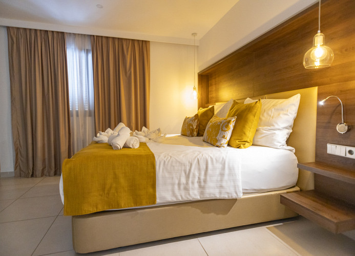 Paradise Apartment Suite