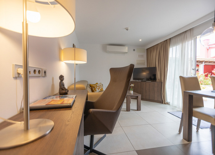 Paradise Bungalow Suite