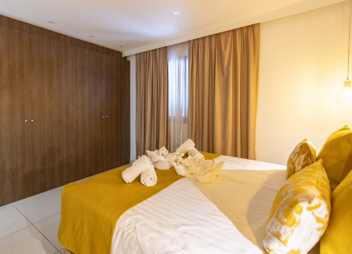 Paradise Apartment Suite